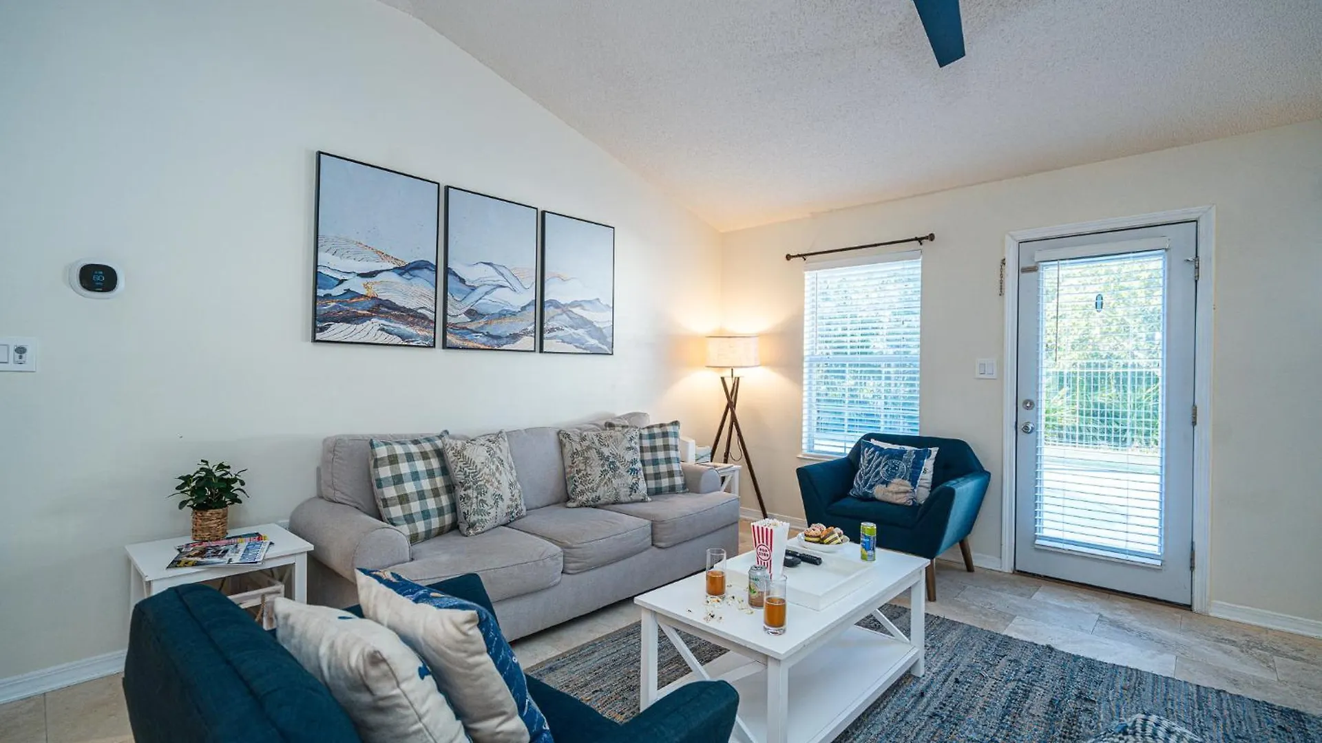 Holiday home Heated Pool And Golf Cart, Walk To Beach! Best Deal! Destin