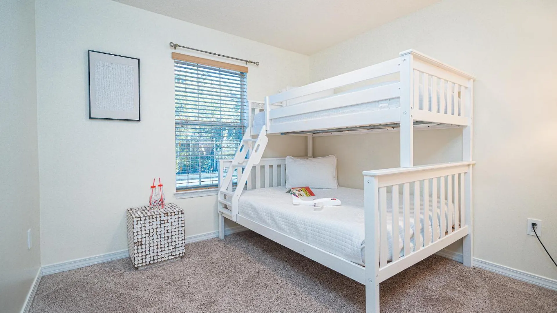 Holiday home Heated Pool And Golf Cart, Walk To Beach! Best Deal! Destin